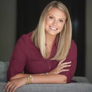 Meet your Posher, Emily